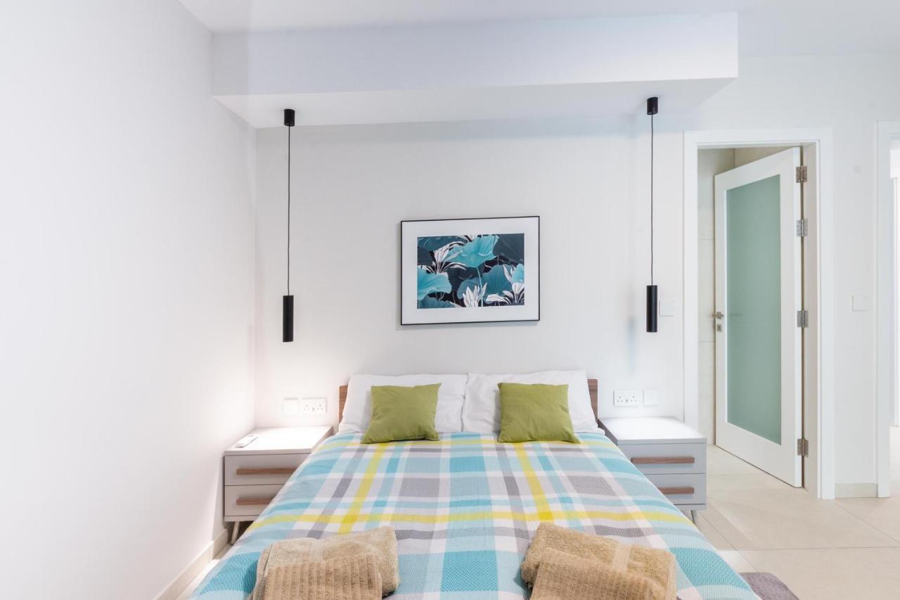 Seafront Luxury Apartment 圣保罗湾城 外观 照片