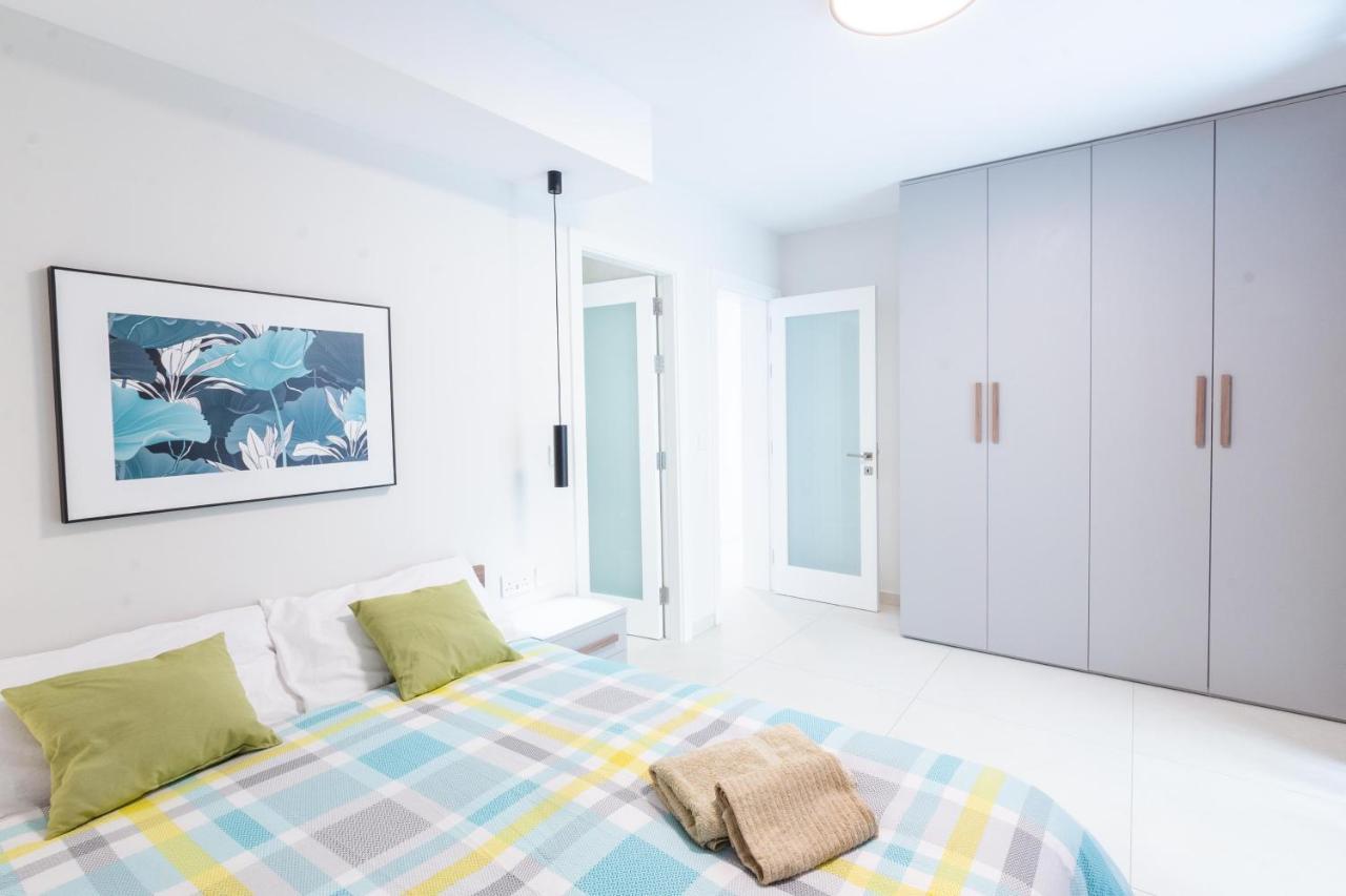 Seafront Luxury Apartment 圣保罗湾城 外观 照片